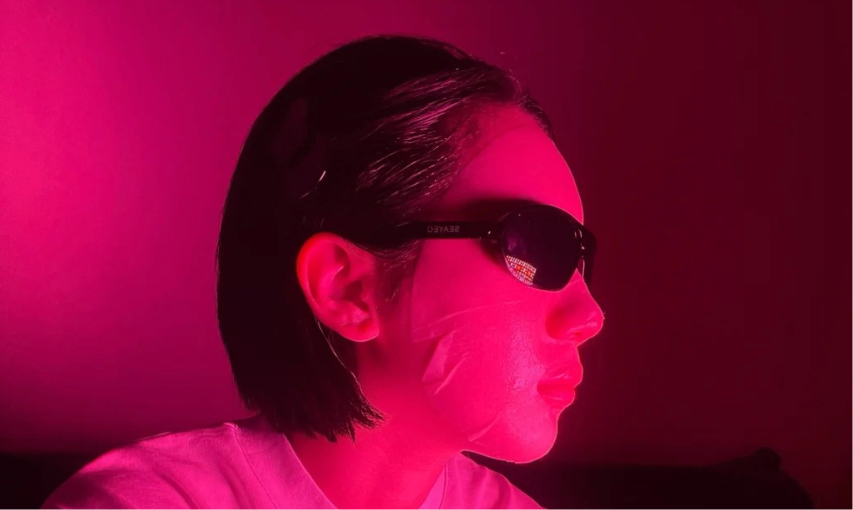 Mitochondria with visible light absorption and ATP energy production