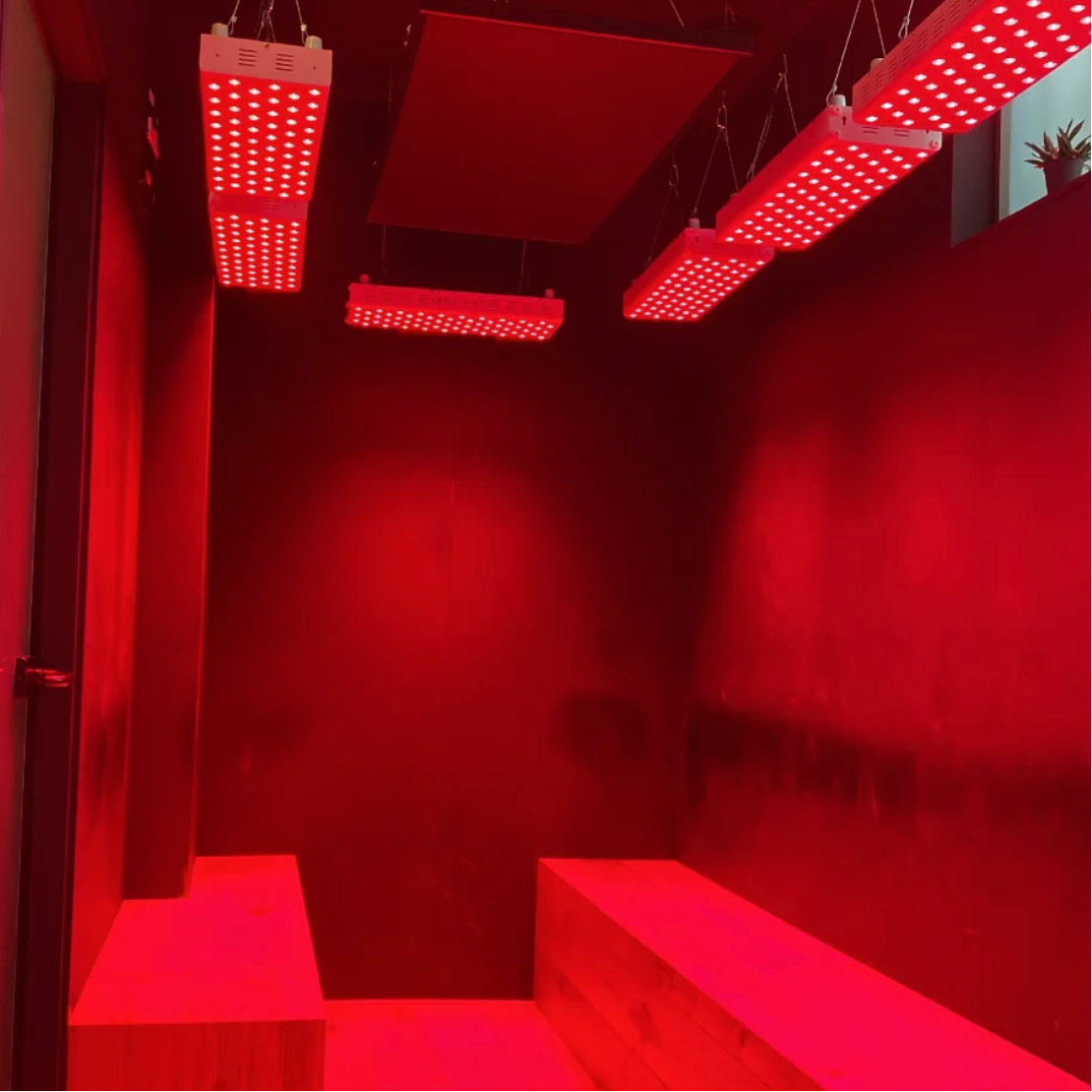 What scenarios is red light therapy suitable for?